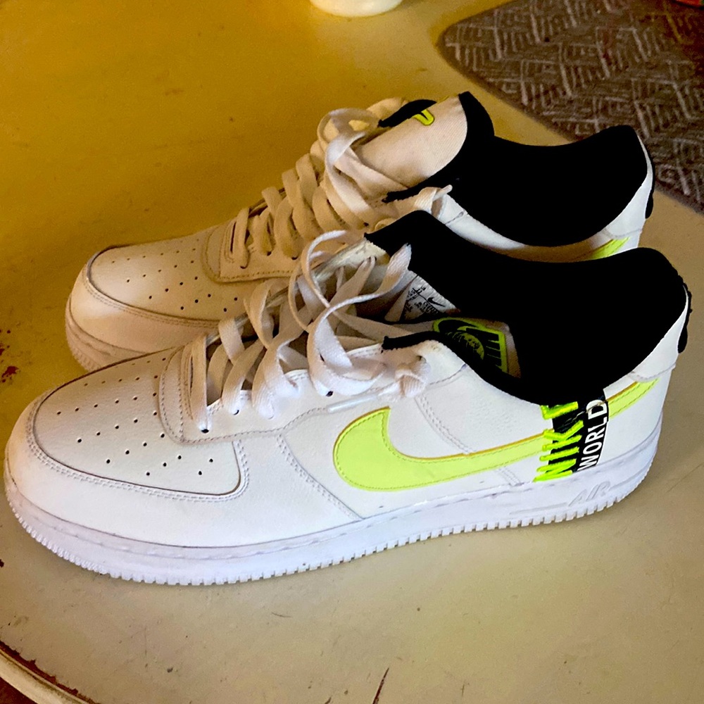 neon nike air force